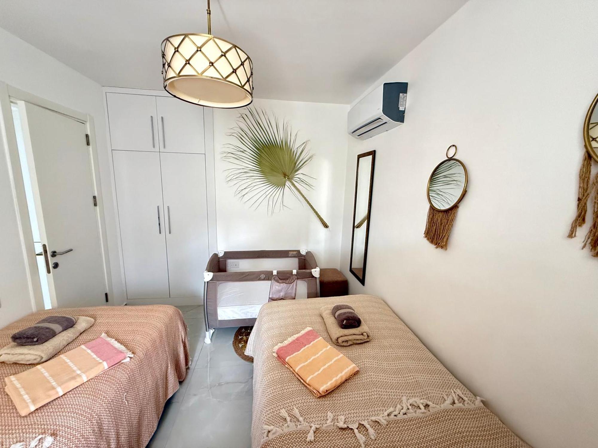 Relaxing Penthouse Suites By The Sea Vokolidha Pokoj fotografie