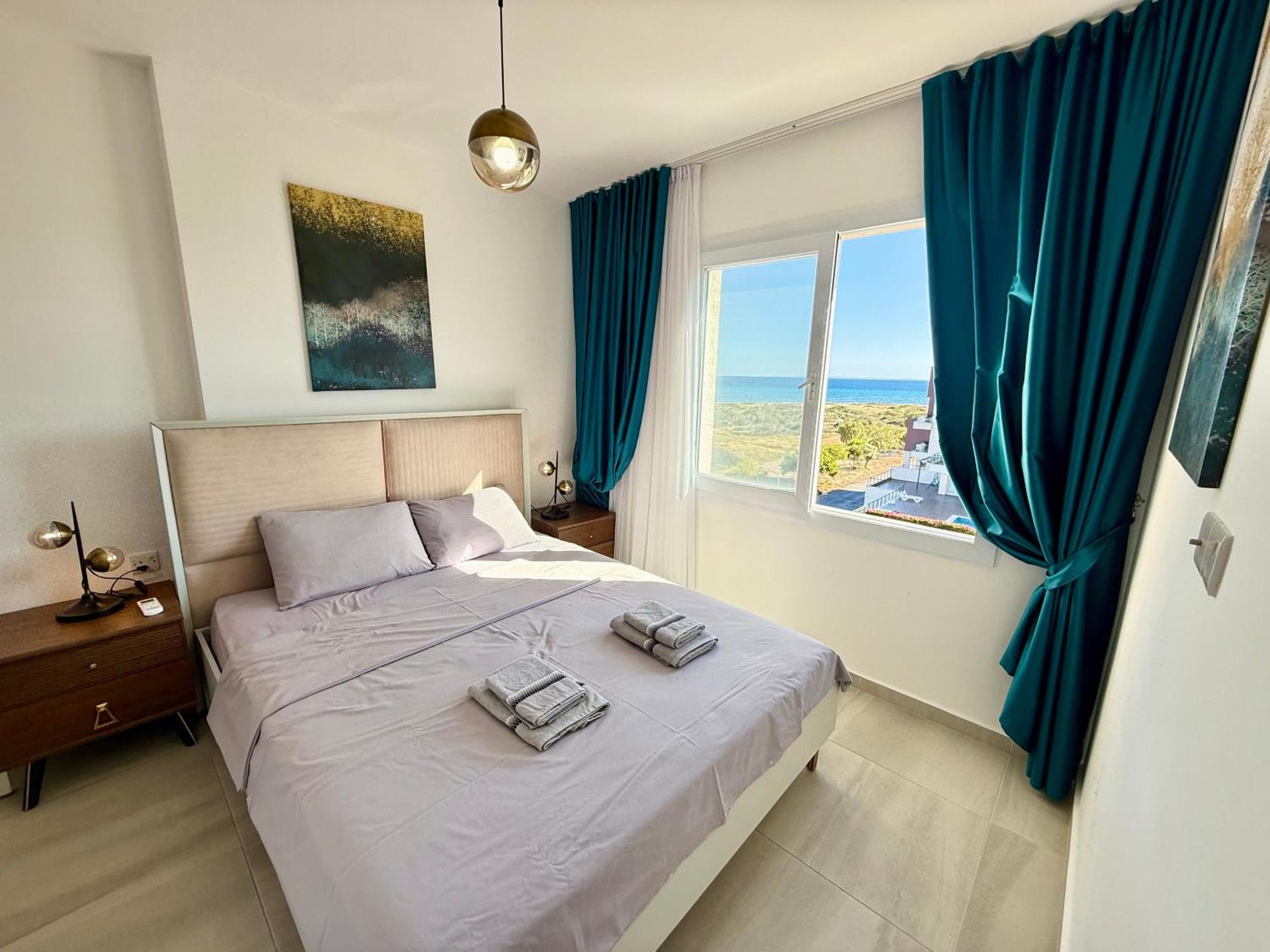 Relaxing Penthouse Suites By The Sea Vokolidha Pokoj fotografie